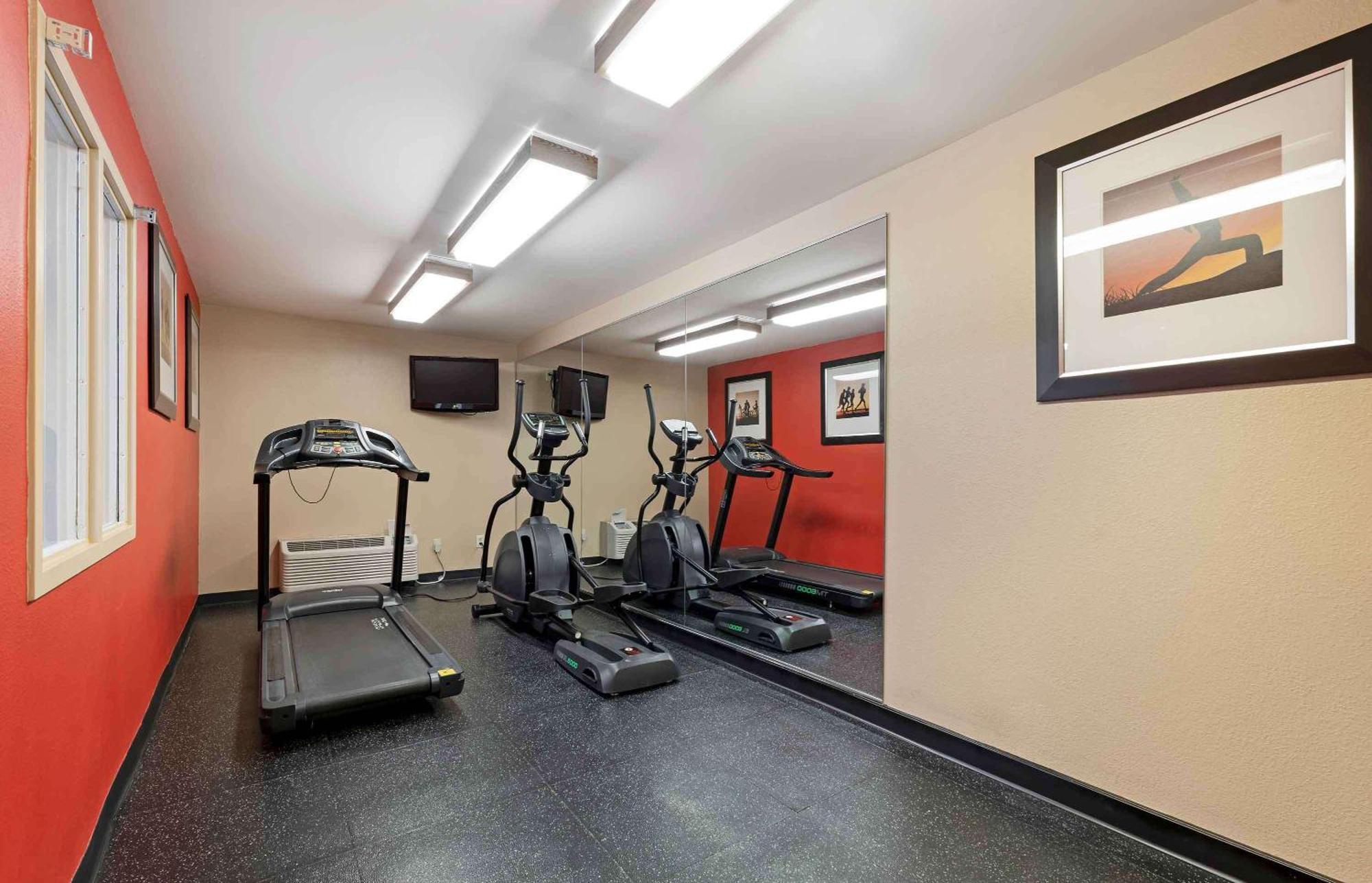 Extended Stay America Suites - Chicago - O'Hare - Allstate Arena Дес-Плейнс Экстерьер фото